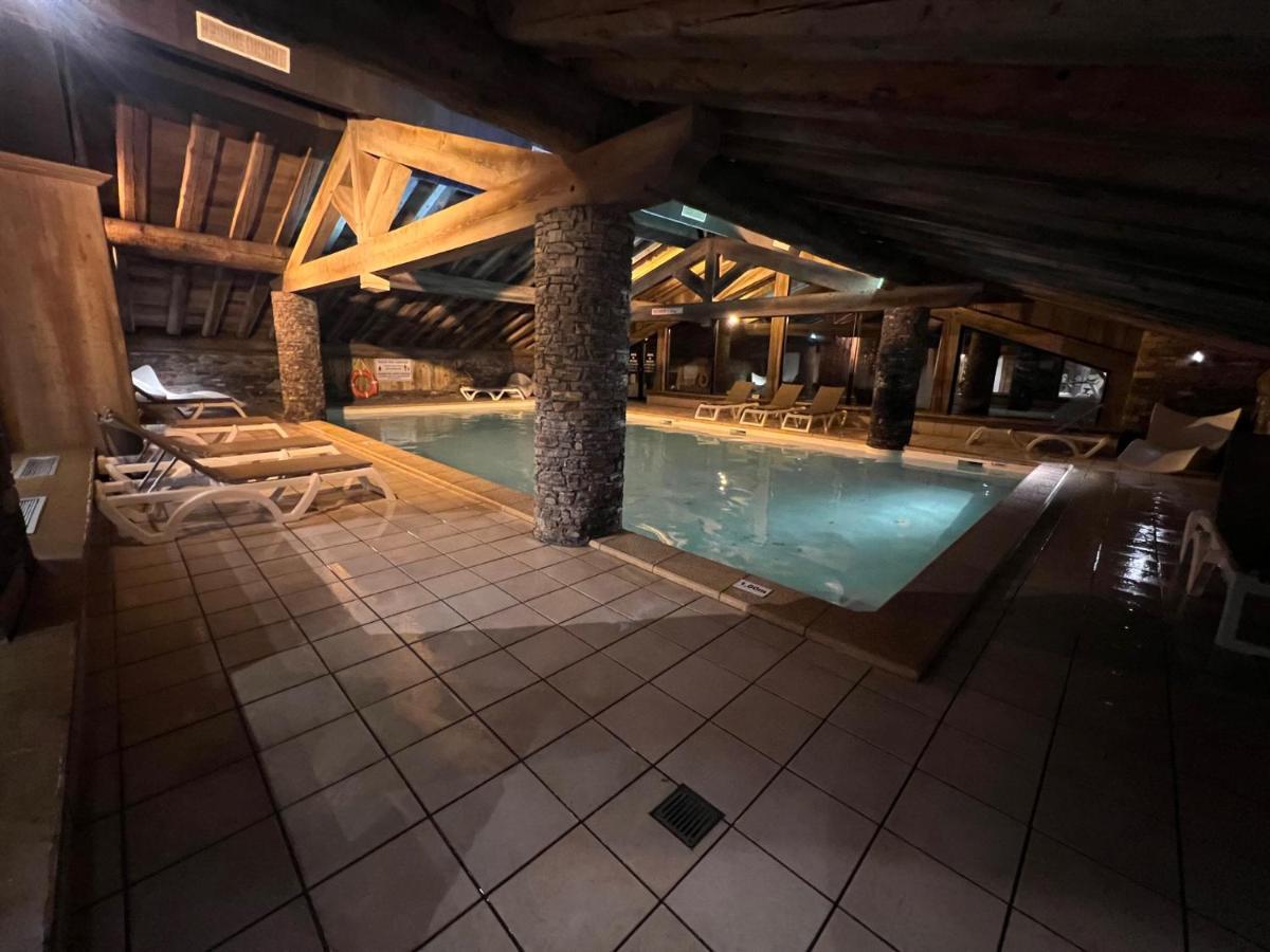Appartement Ski Aux Pieds Dans Residence Premium Piscine, Sauna Hamam Сен-Мартен-дьо-Белвил Екстериор снимка